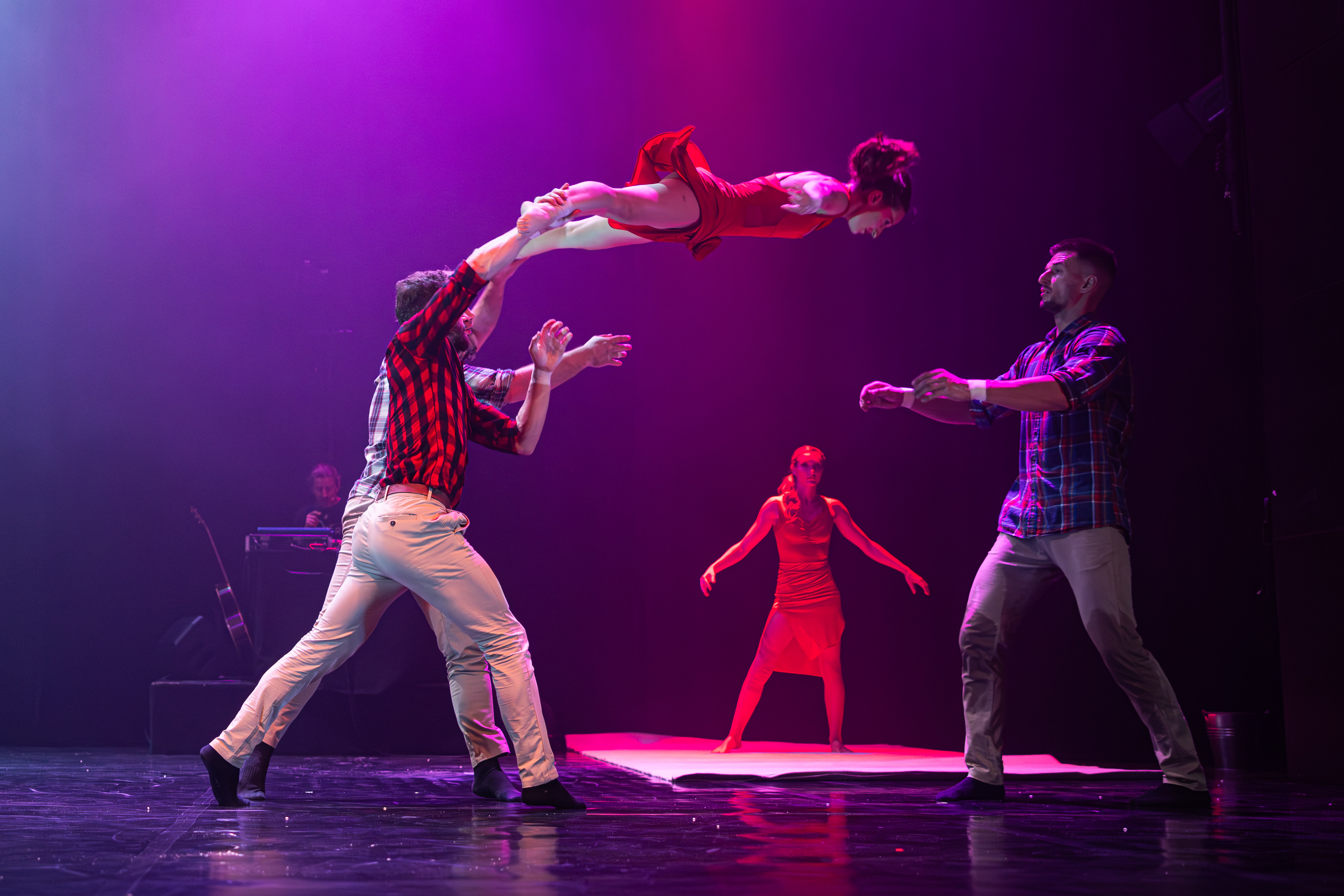 Do Zlína míří The Losers: novodobý cirkus plný akrobacie a beatboxu